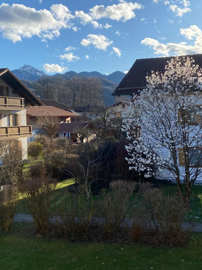 Modern Eingerichtete Wohnung Mit 2 Schlafzimmern Bergen  Ngoại thất bức ảnh